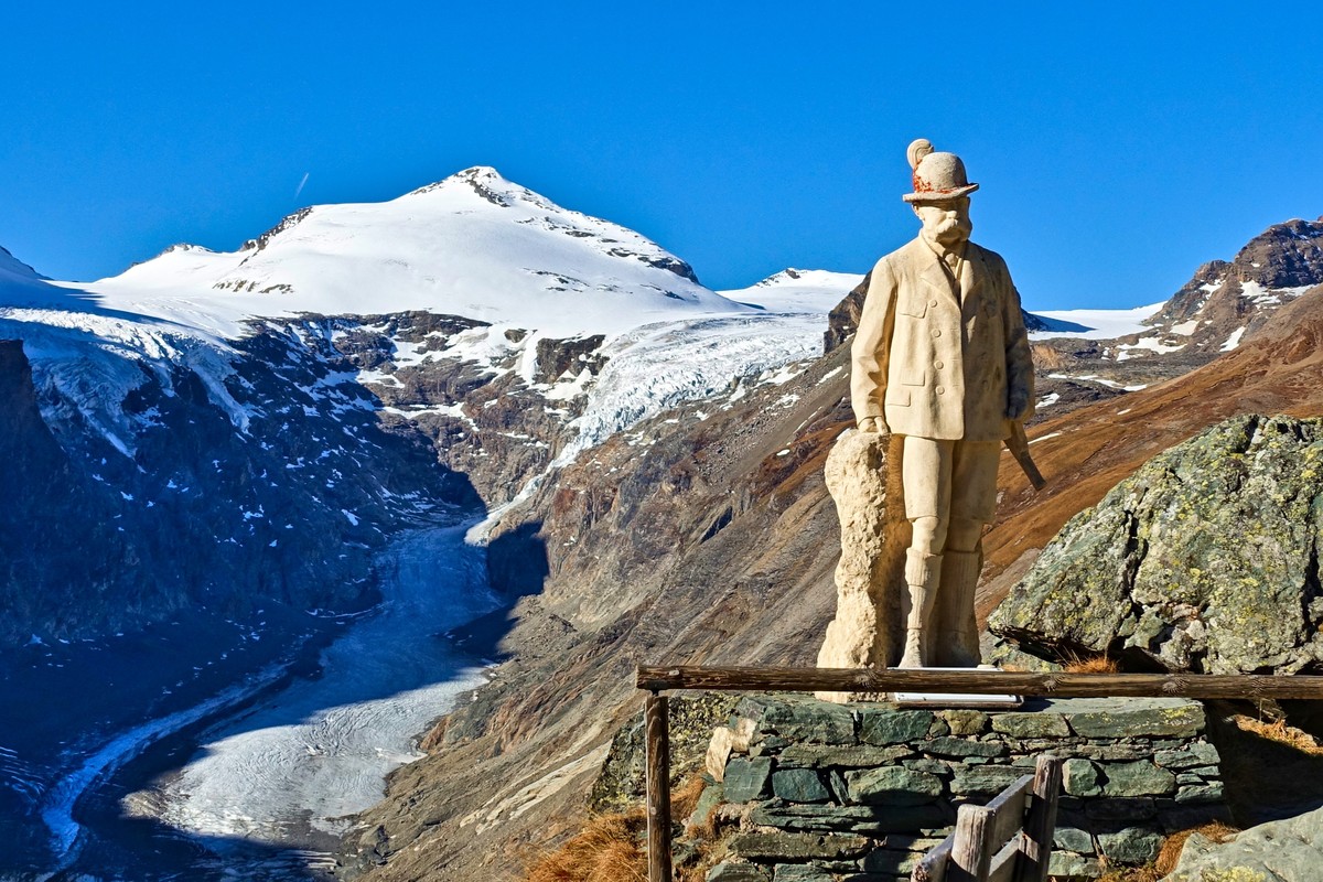 Kaiser Franz-Josef vor dem Pasterze-Gletscher