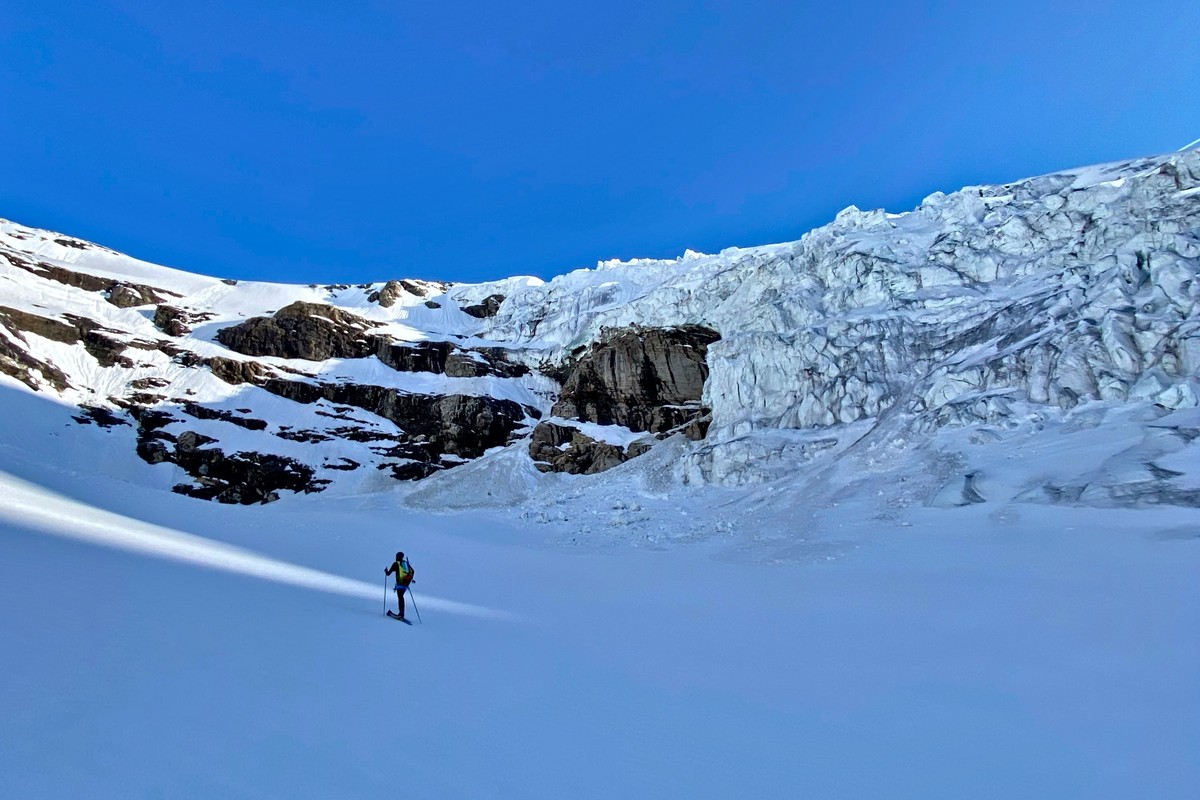 Lyžařský výlet na ledovci Pasterze, výstup na Johannisberg (3 453 m) a Schneewinkelkopf (3 476 m) / Großglockner | © Marco Schiefer