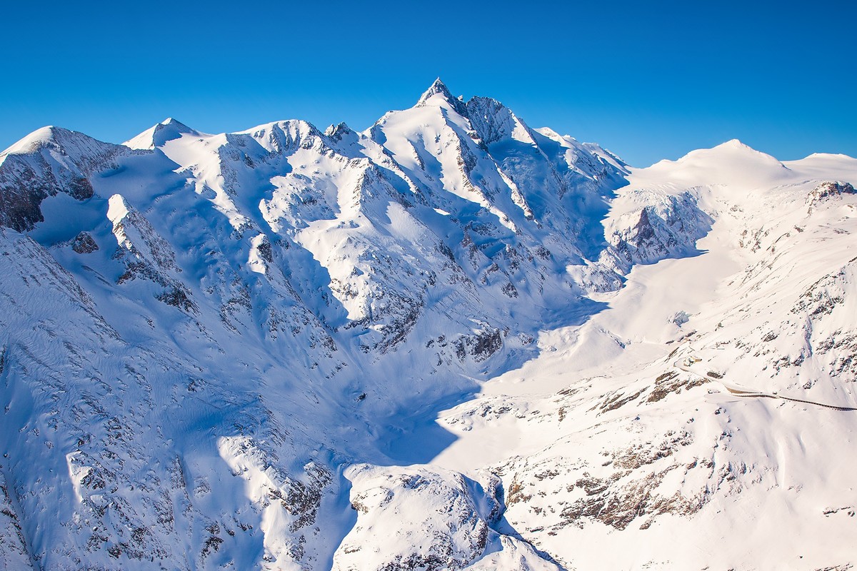 De bergmajesteit van onze Alpen: de Grossglockner, 3.798 meter hoog - de kenmerkende berg van ons skigebied